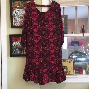 Braeve (from Evereve) size XL patterned dress!